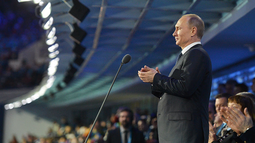 Vladímir Putin en la ceremonia de apertura de los JJ.OO. de invierno de Sochi, el 7 de marzo de 2014